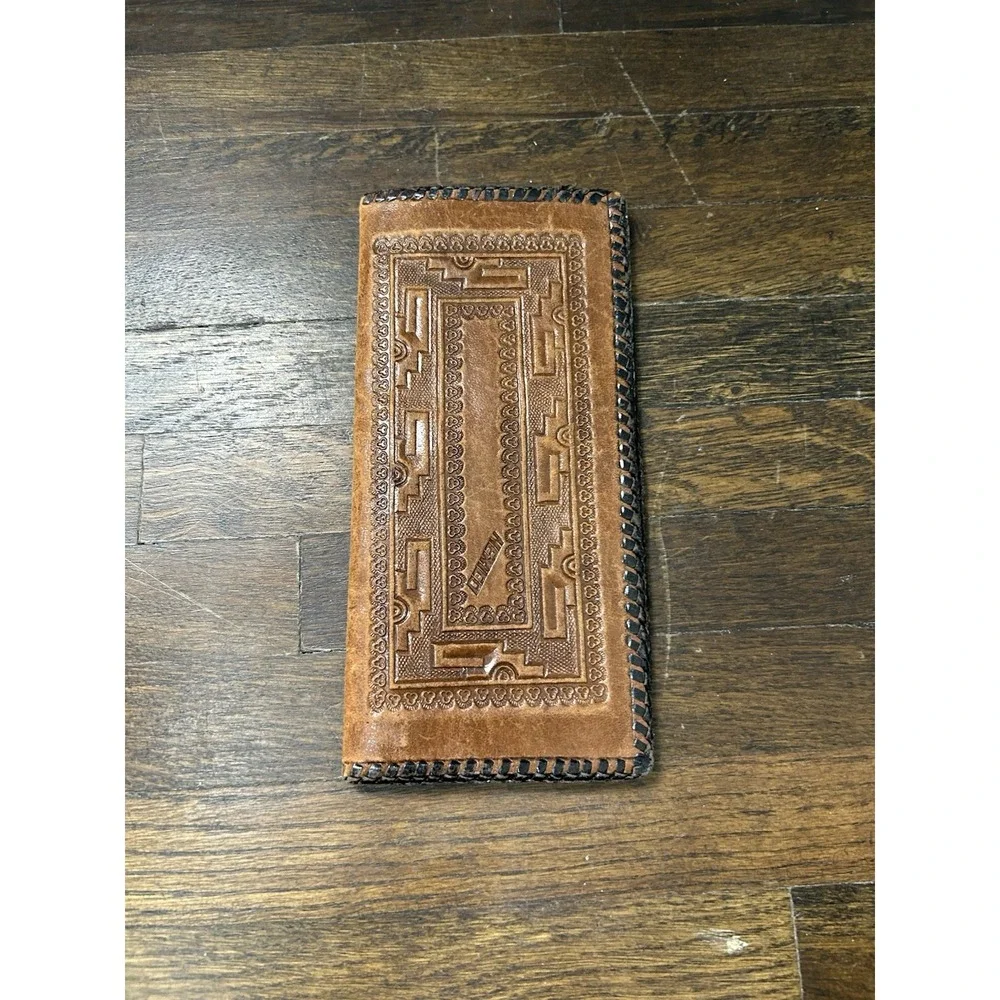 Men's  vintage hand-tooled leather wallet Genuine Leather Hand Made In Mexico